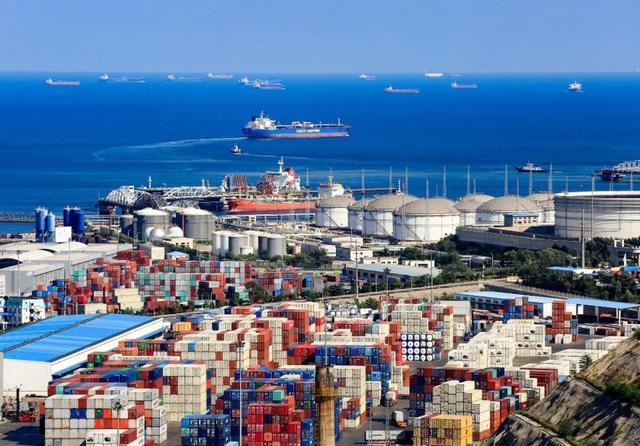 「重磅」大連經(jīng)濟(jì)技術(shù)開發(fā)區(qū)闖入全國經(jīng)開區(qū)30強(qiáng)，大連產(chǎn)業(yè)發(fā)展迎來新里程碑